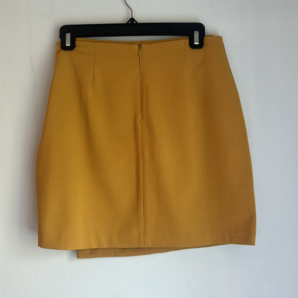 Sugar lips yellow skirt - Picture 2 of 4